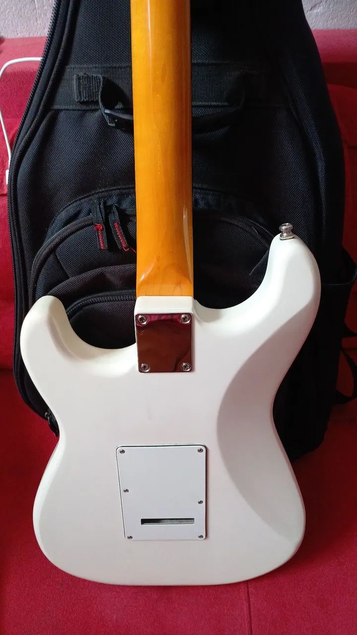 Guitarra vintage v6 jmh  - Foto 4