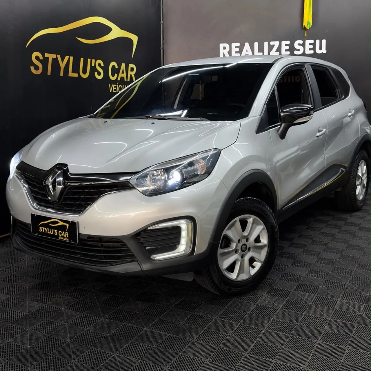 Renault Captur LIFE 1.6 16V FLEX 5P AUT. 2021