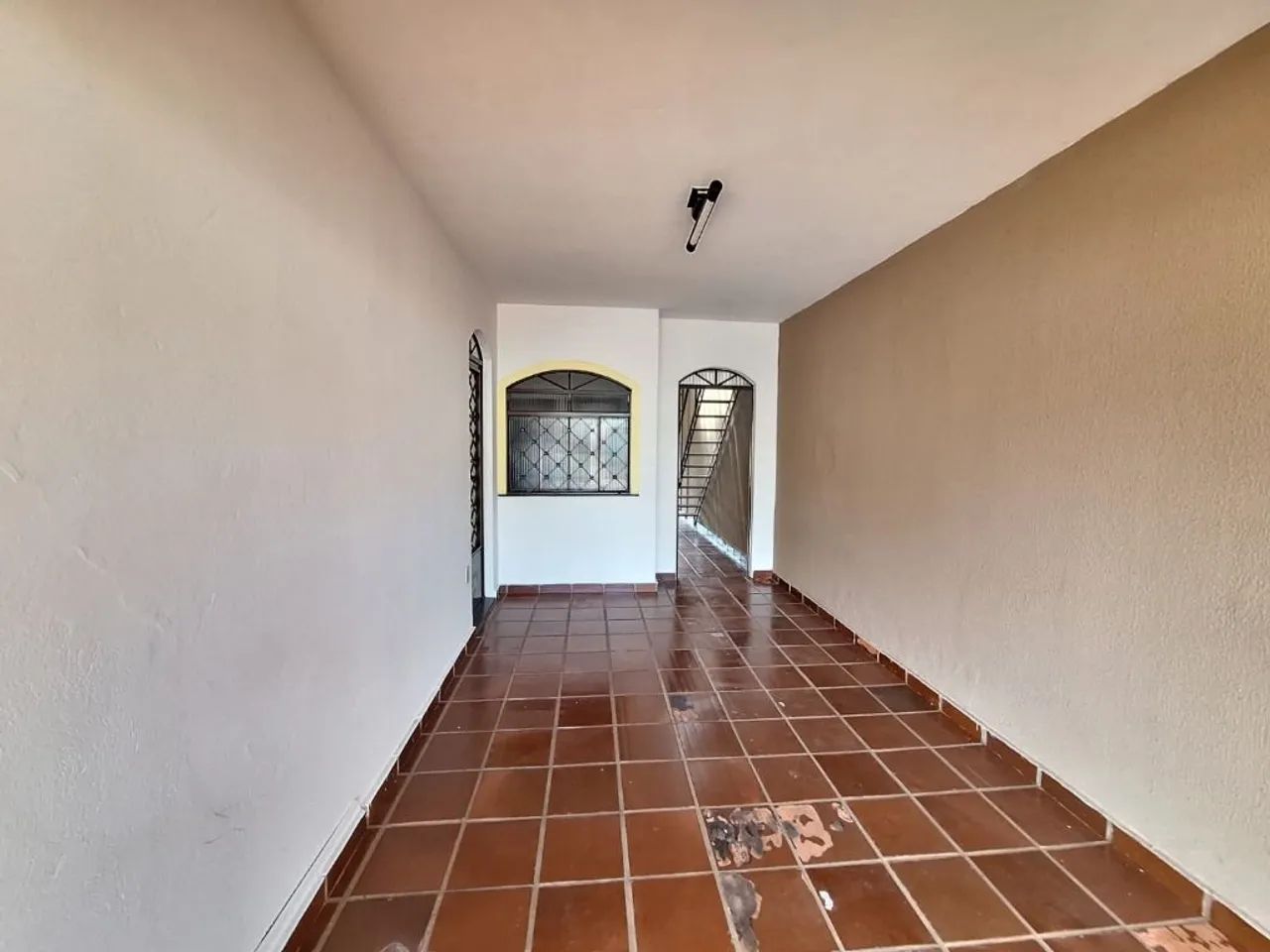 Casa com 2 dormitórios para alugar, 150 m² - Centro - Londrina/PR - Foto 5