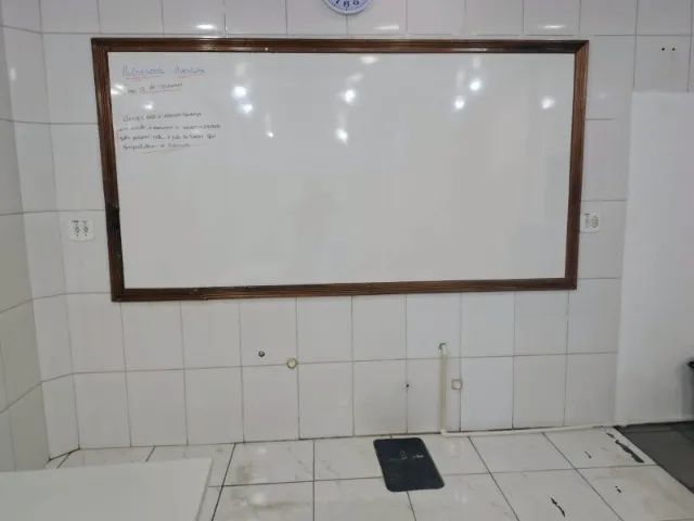 Quadro de losa branco