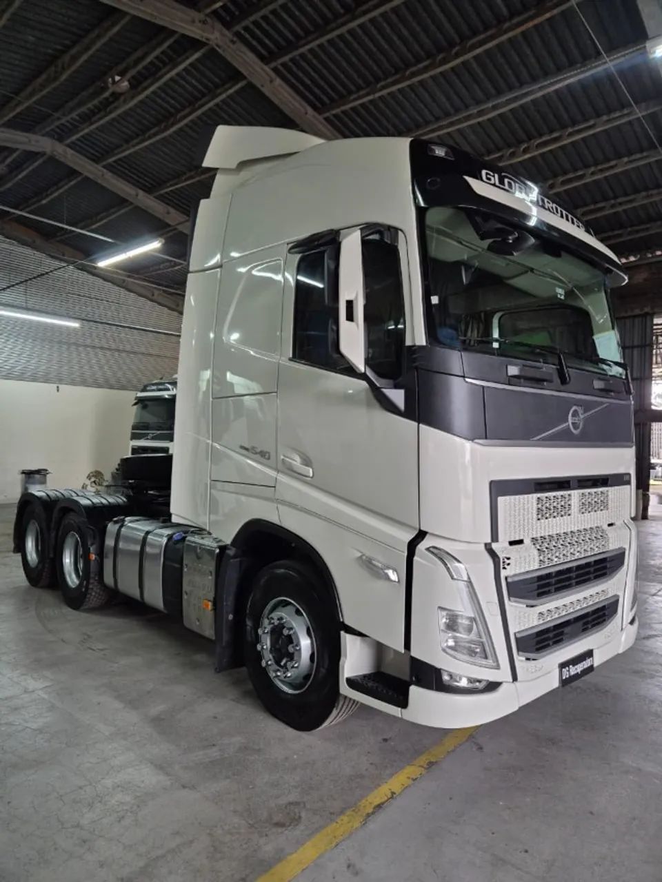 FH-540 GLOBETROTTER 6x4 (E5) 2021/2022 