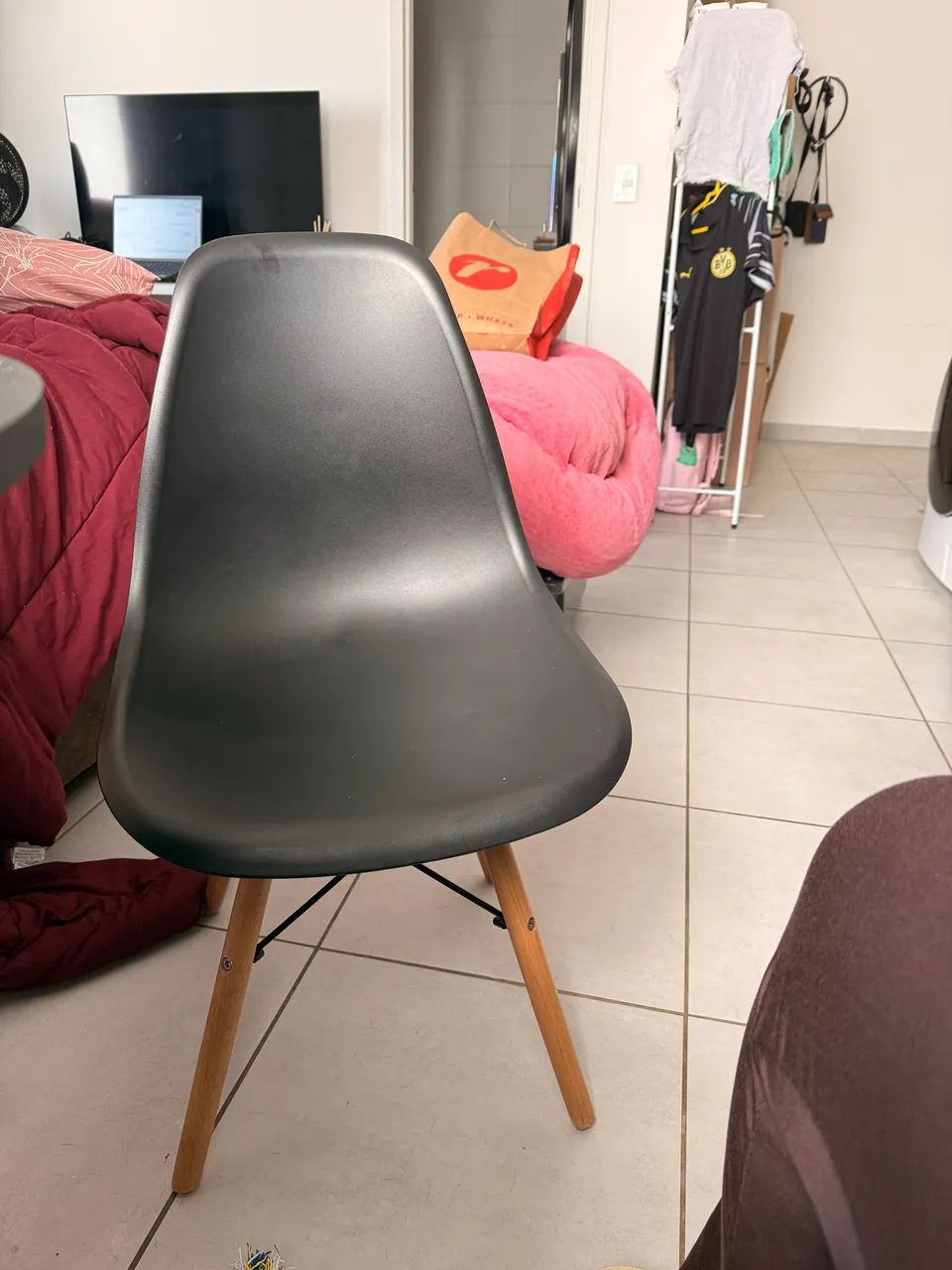Par de Cadeiras Pretas - Foto 4