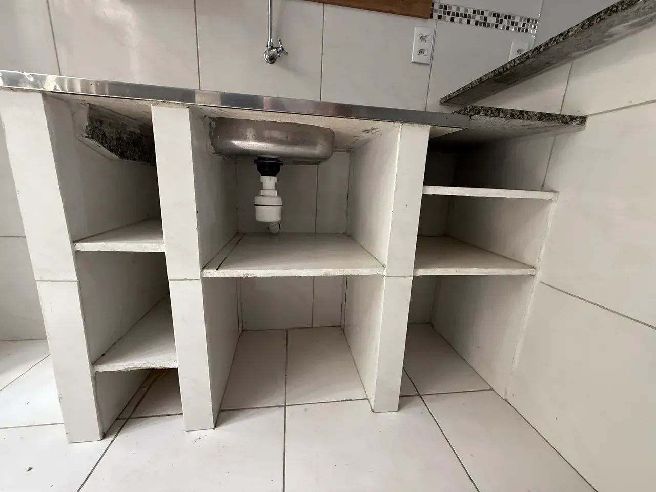 kitnet Completa super bem localizada - Varjota - Foto 2