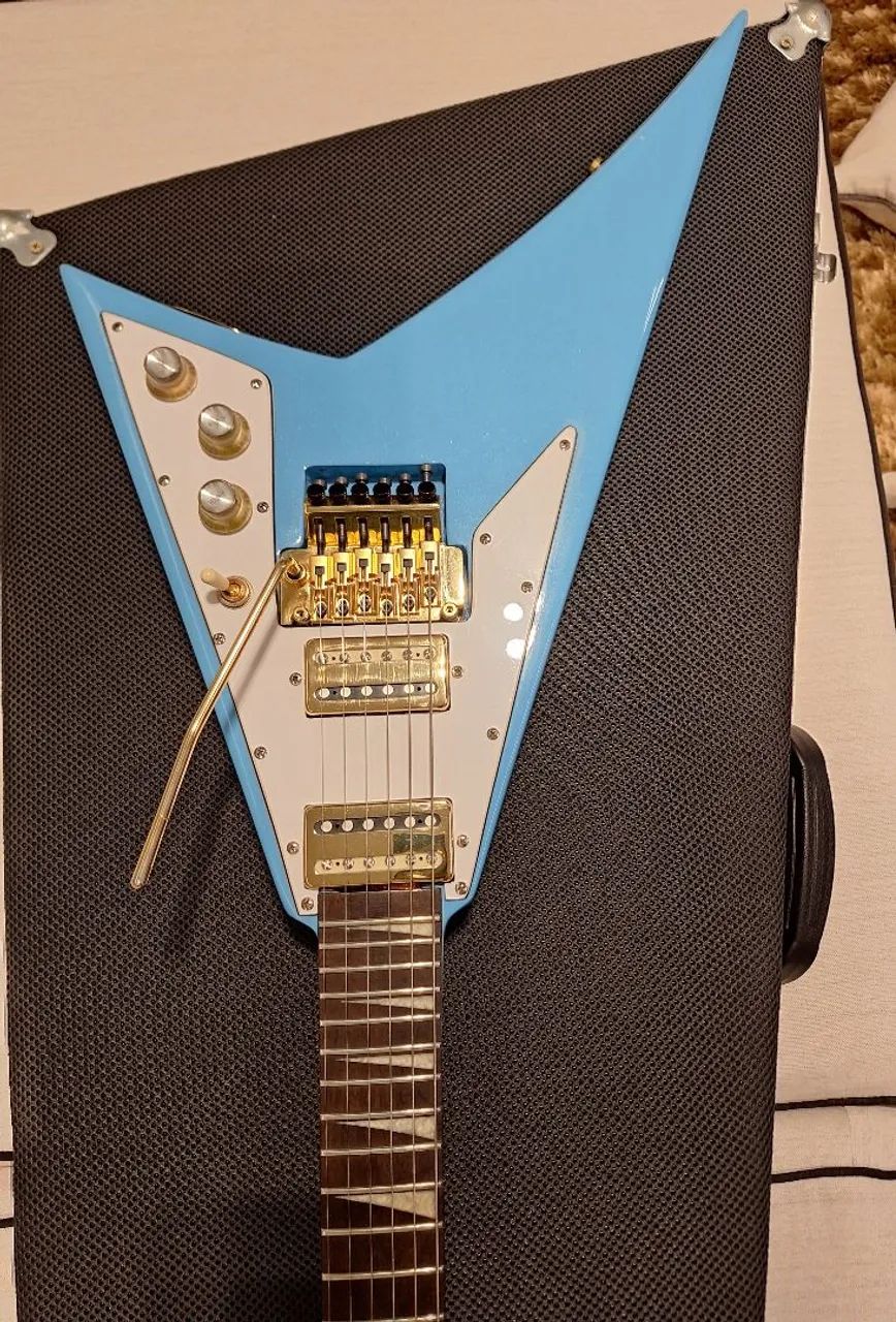 Guitarra Flying V, estilo Jackson - Foto 4