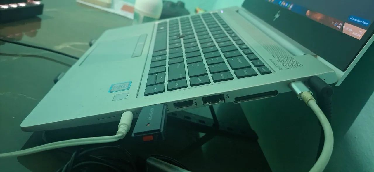 HP Elitebook 840 G5 - Foto 3