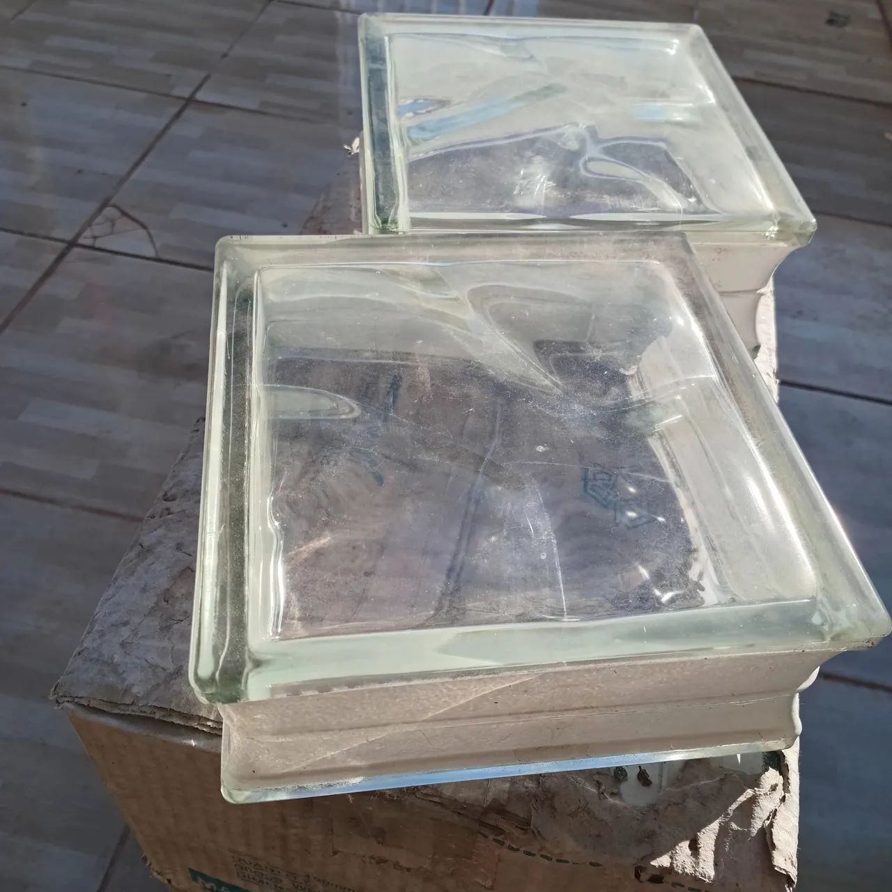 24 tijos de vidros