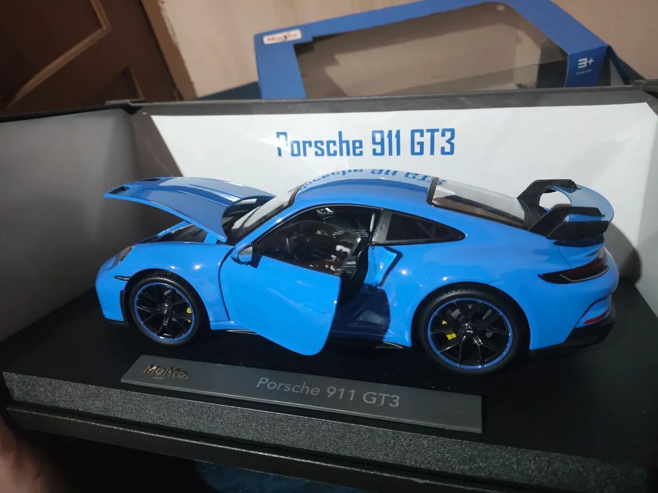 Porsche 911 GT3 1/18 Maisto - Foto 4