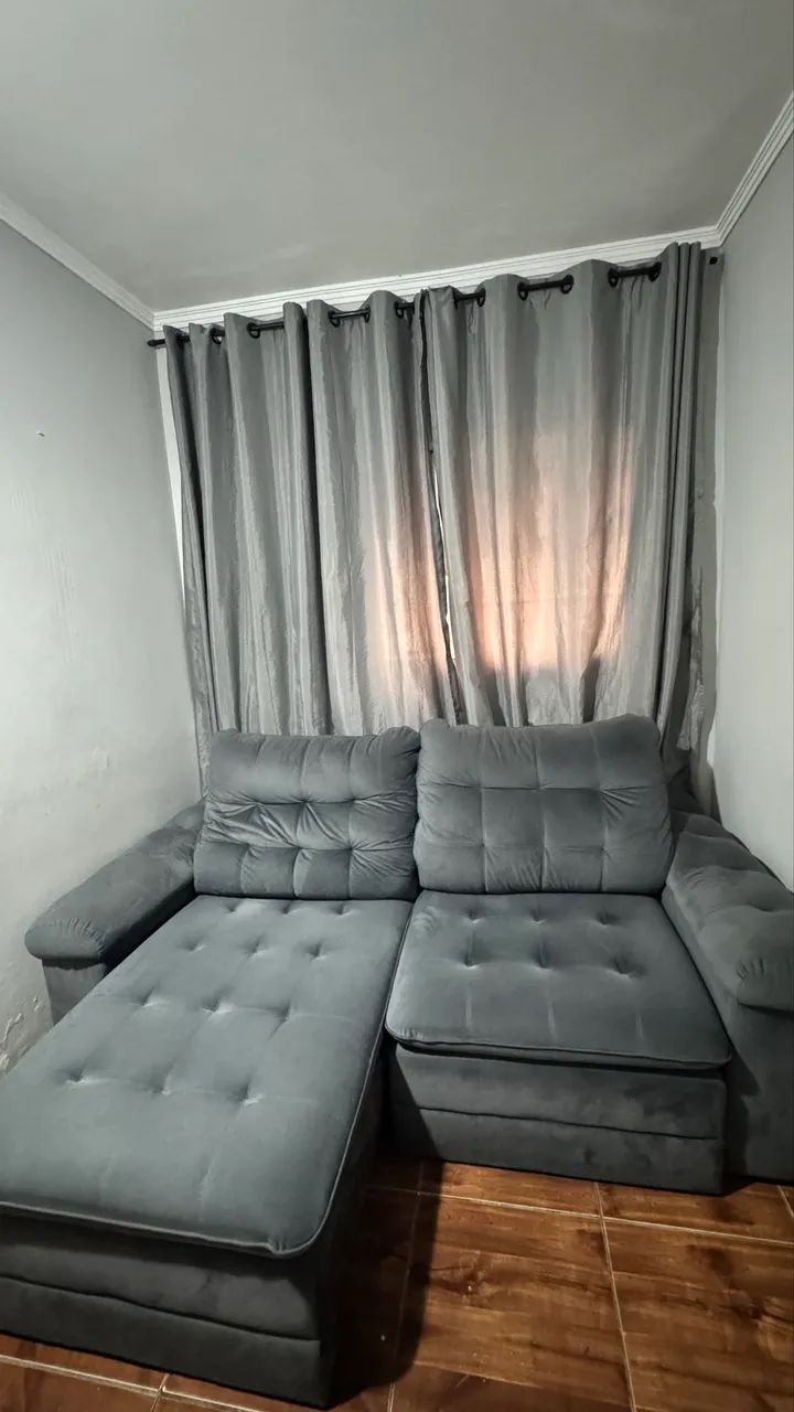 Sofá veludo cinza 2.20 largura  - Foto 3