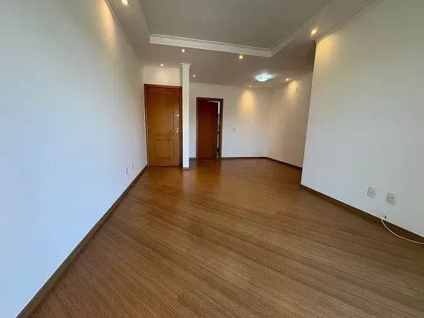 Apartamento 03 dormitórios em Alphaville - vista privilegiada