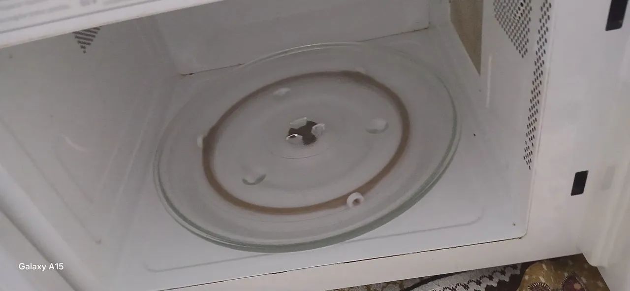 Microondas ELETROLUX 31l. 295 reais - Foto 4