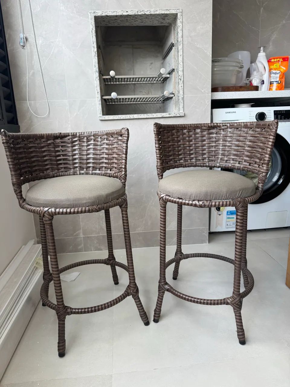 Conjunto 2 banquetas Área Externa