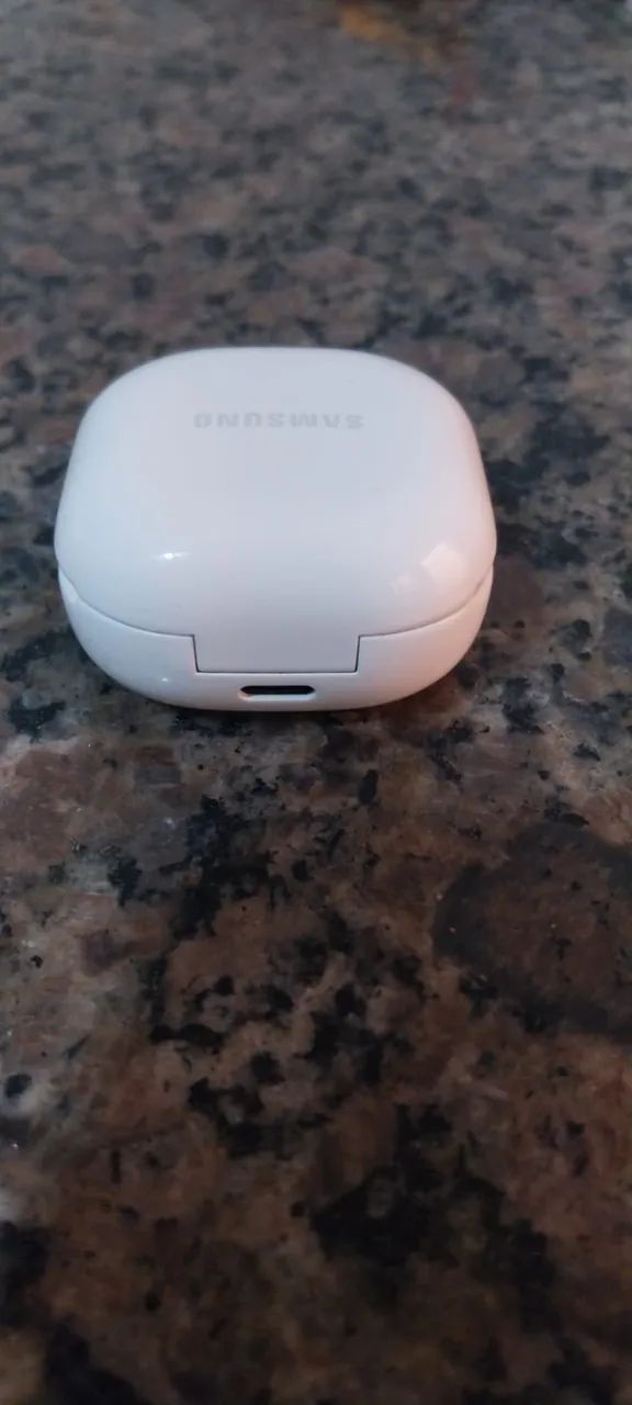 Fone bluetooth samsung buds 2 com caixa original + cabo nunca usado - Foto 3