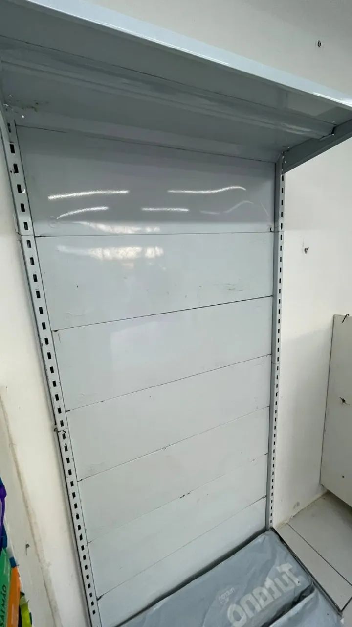 GONDOLA PARA LOJA - Foto 2