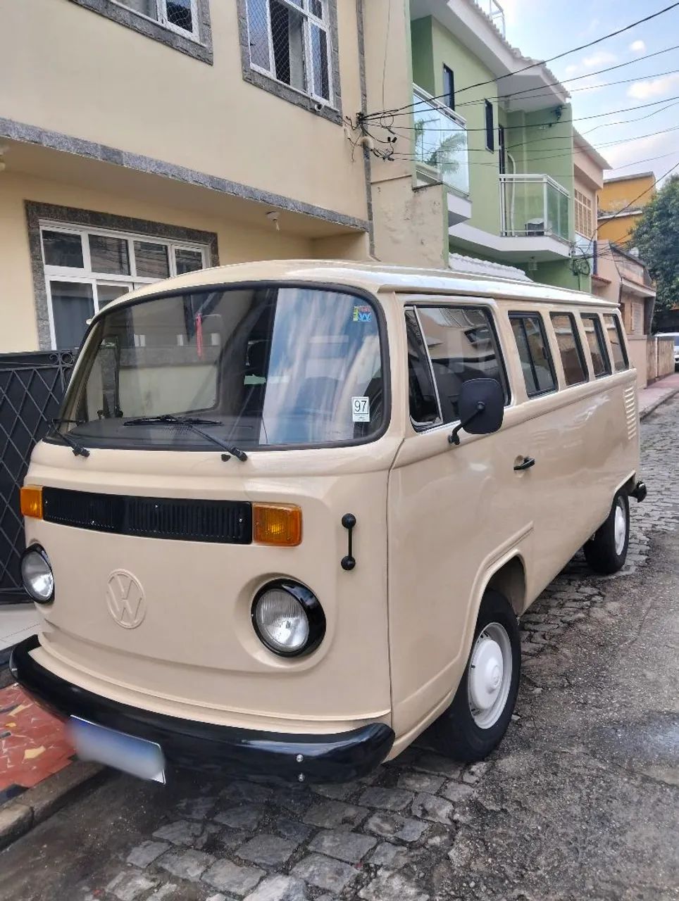 Volkswagen Kombi Standard/ Luxo/ Serie Prata 1996
