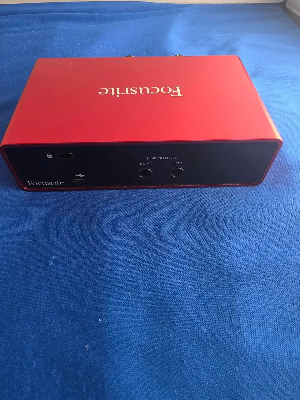 Interface De Áudio Focusrite Scarlett Solo Usb 3a Geração - Foto 4