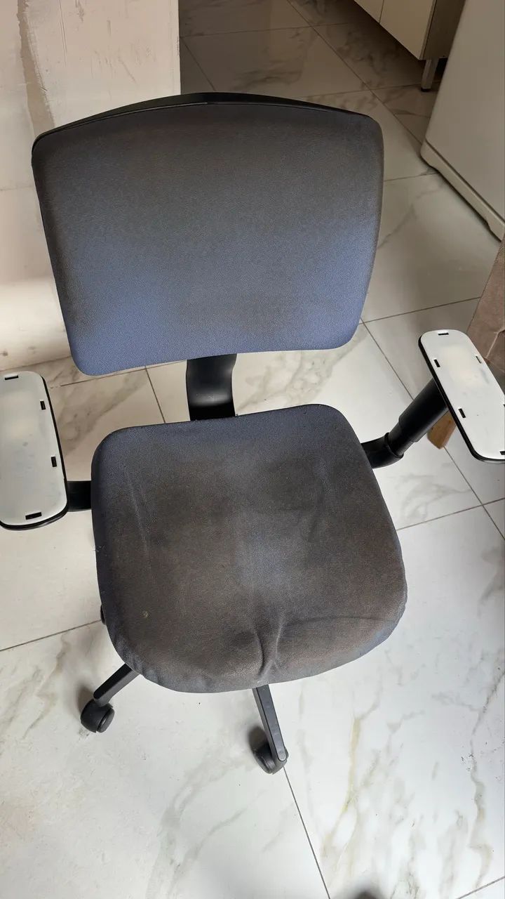 Cadeira Escritório com rodinhas
