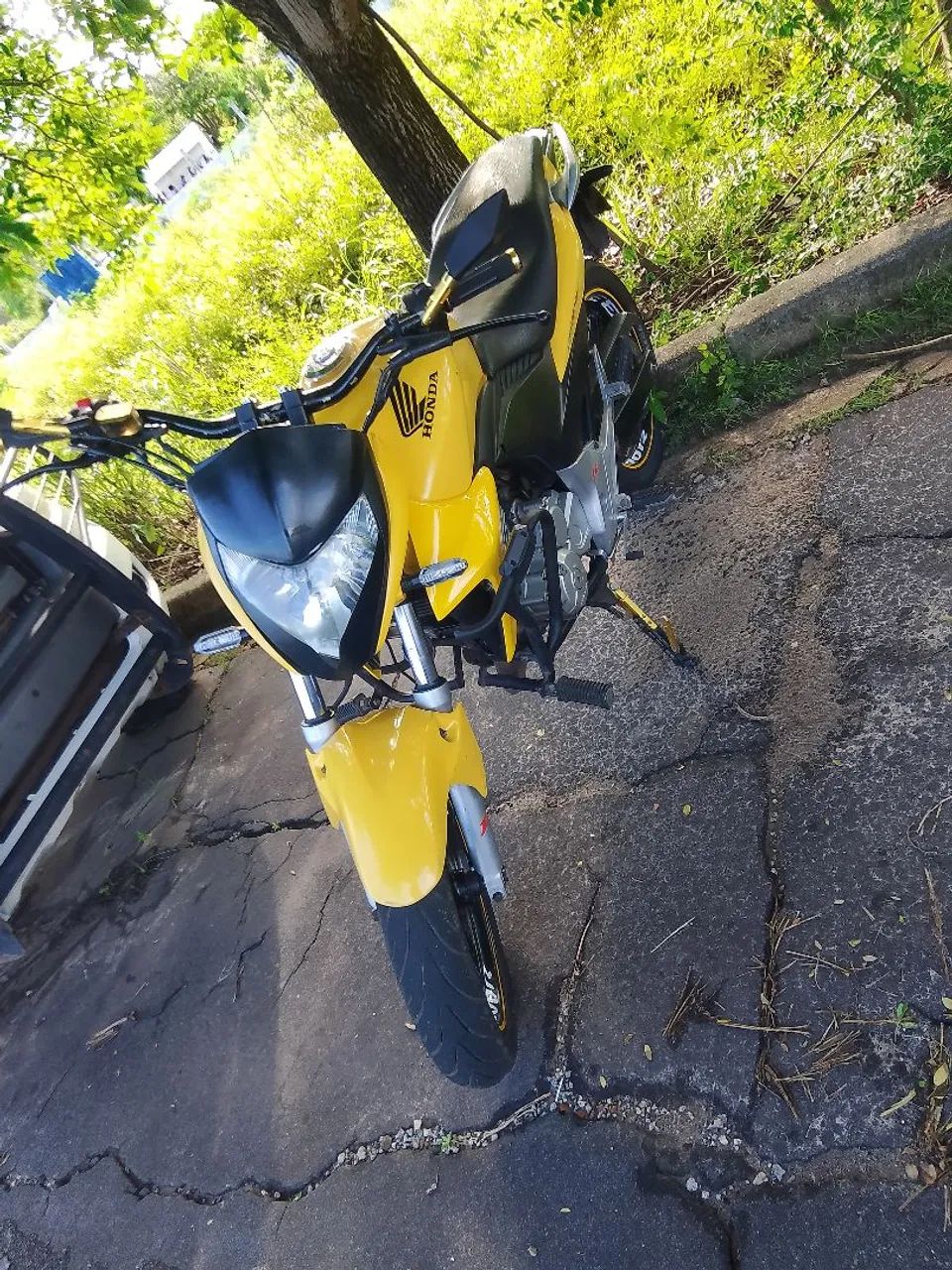 CB 300R conservada - Foto 4