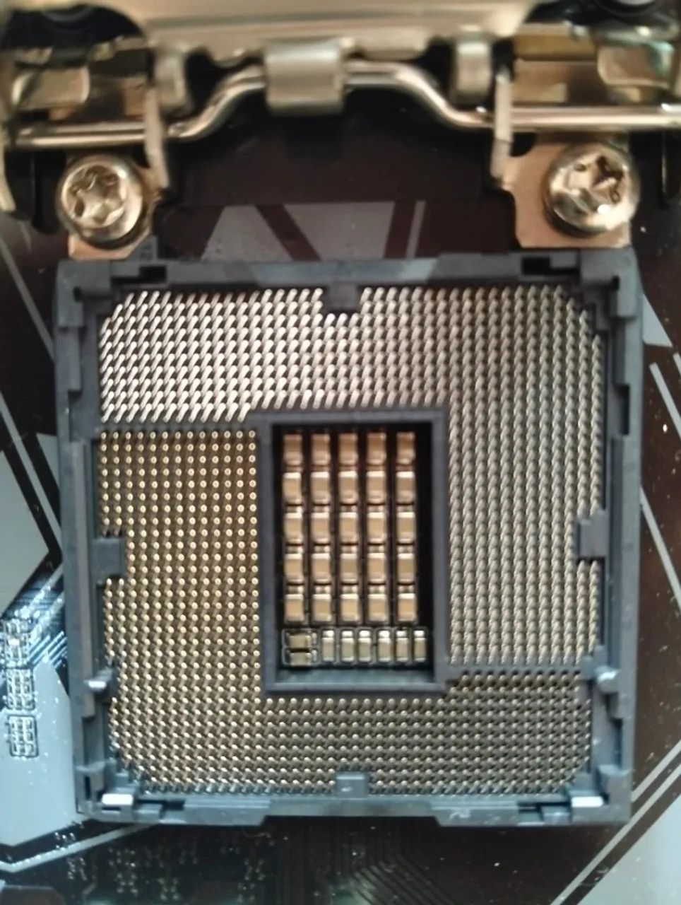 Placa mãe Gigabyte z490m gaming x - Foto 4