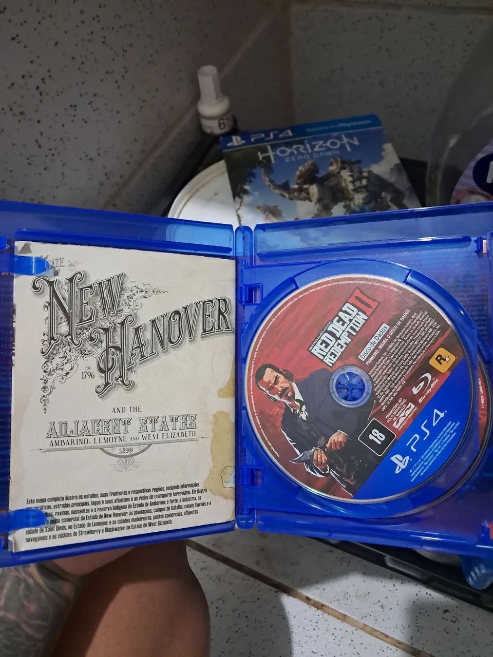 Jogo ps4 Resd Dead 2 - Foto 2
