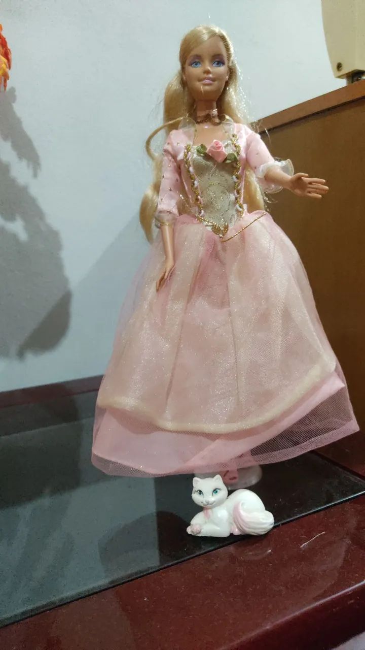 Barbie Annelise com o gatinho  - Foto 2