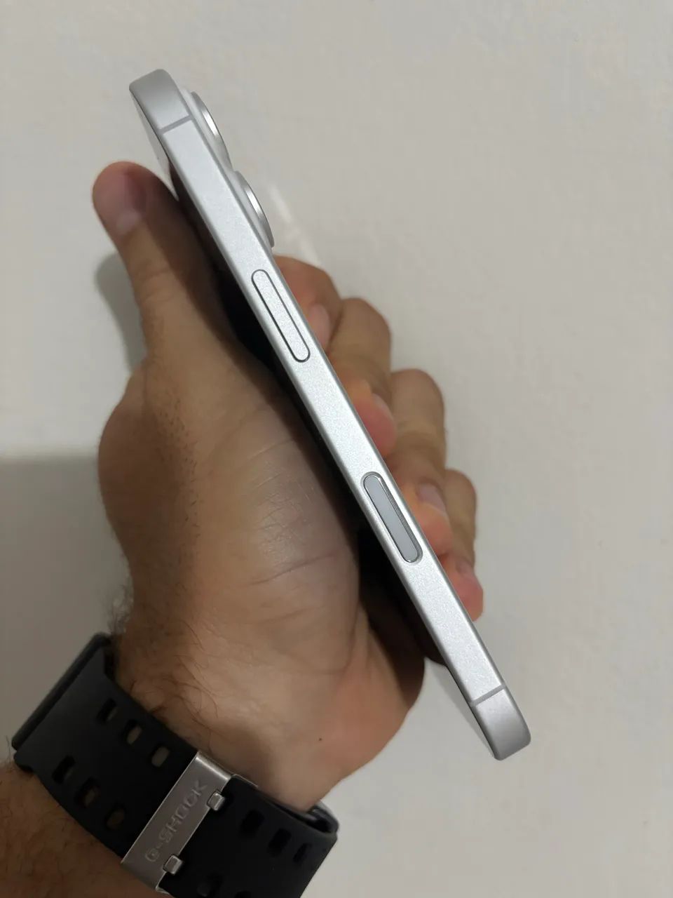 IPHONE 16 256GB BRANCO IMPECÁVEL  - Foto 3