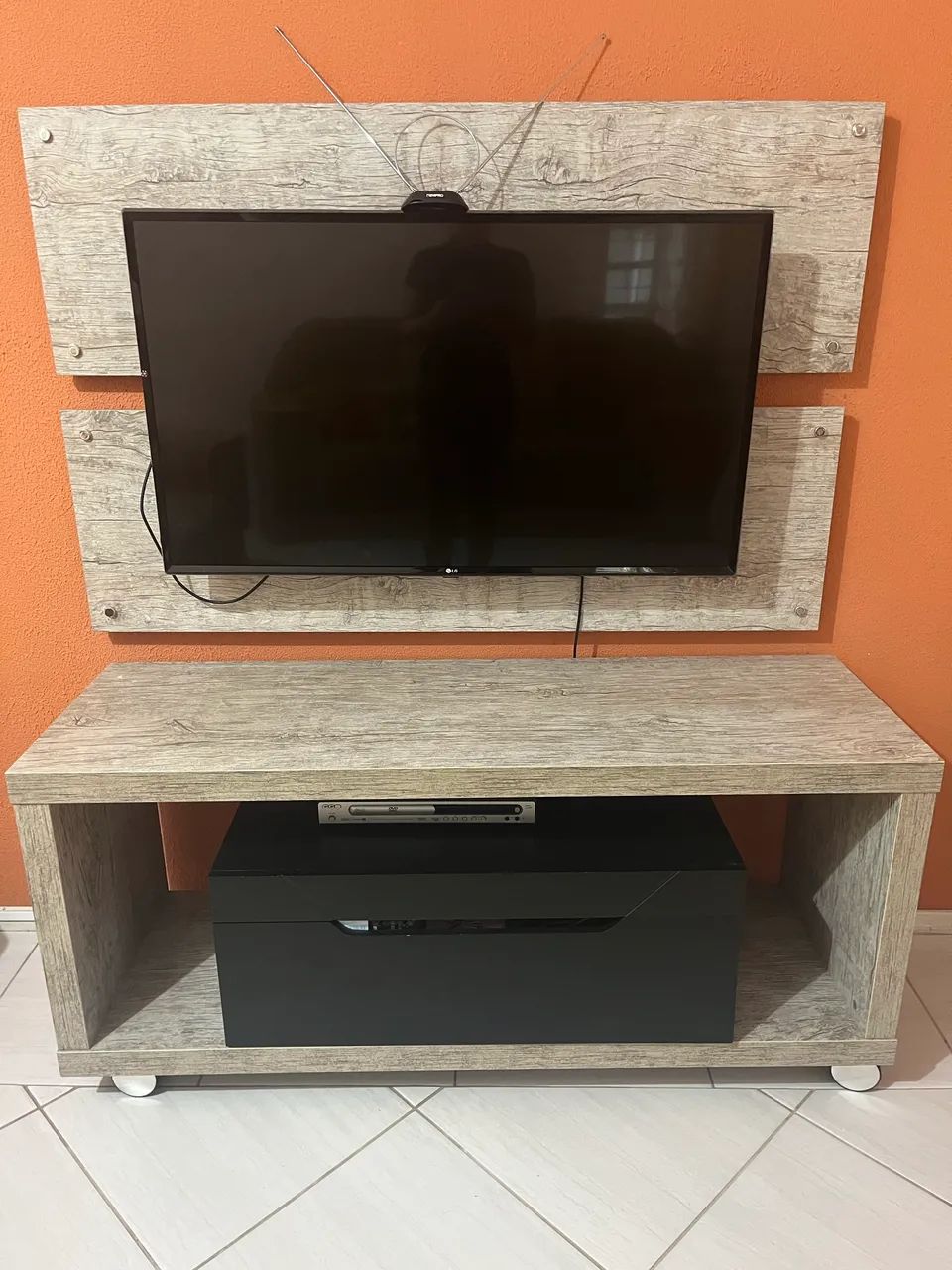 RACK lindo com suporte para TV