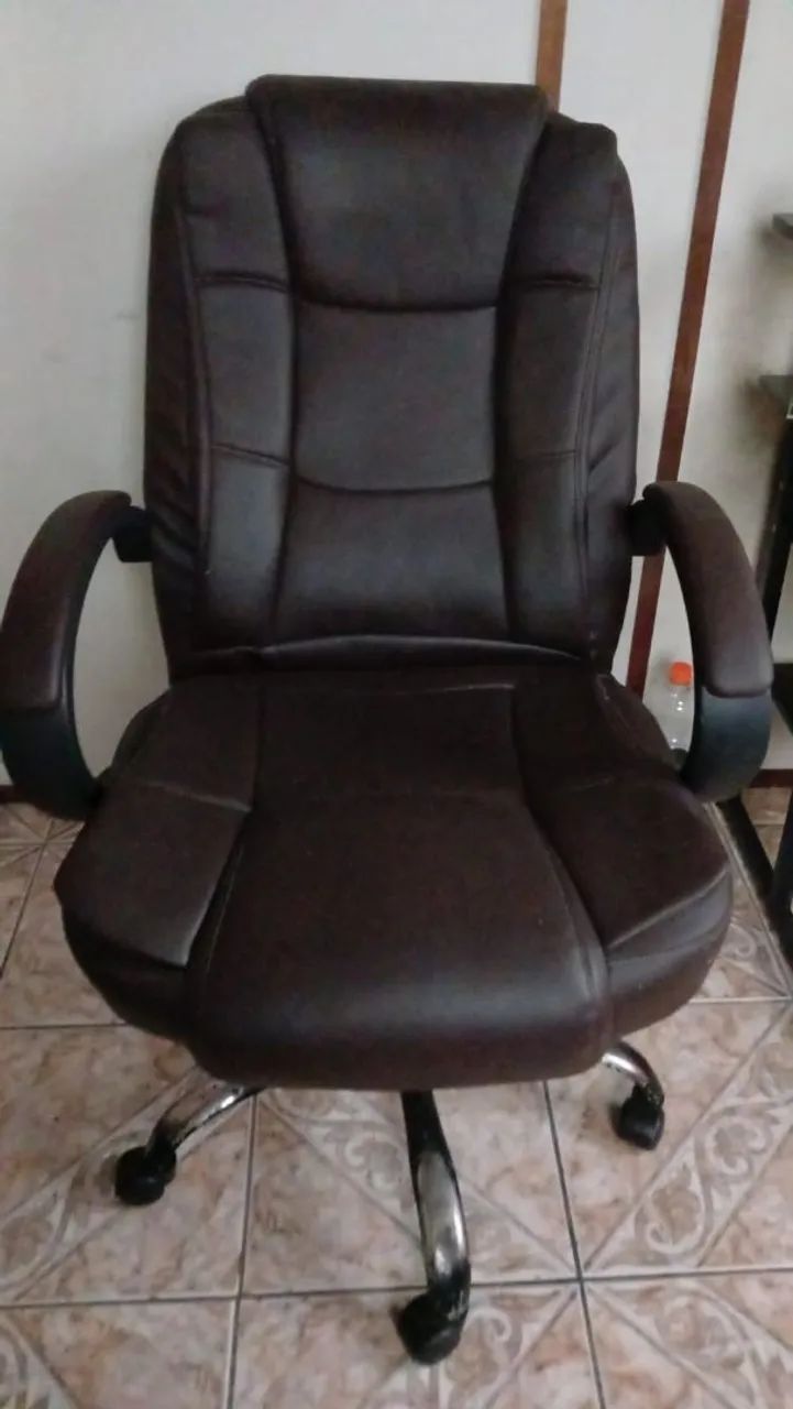 Ploltrona de escritório/estudos