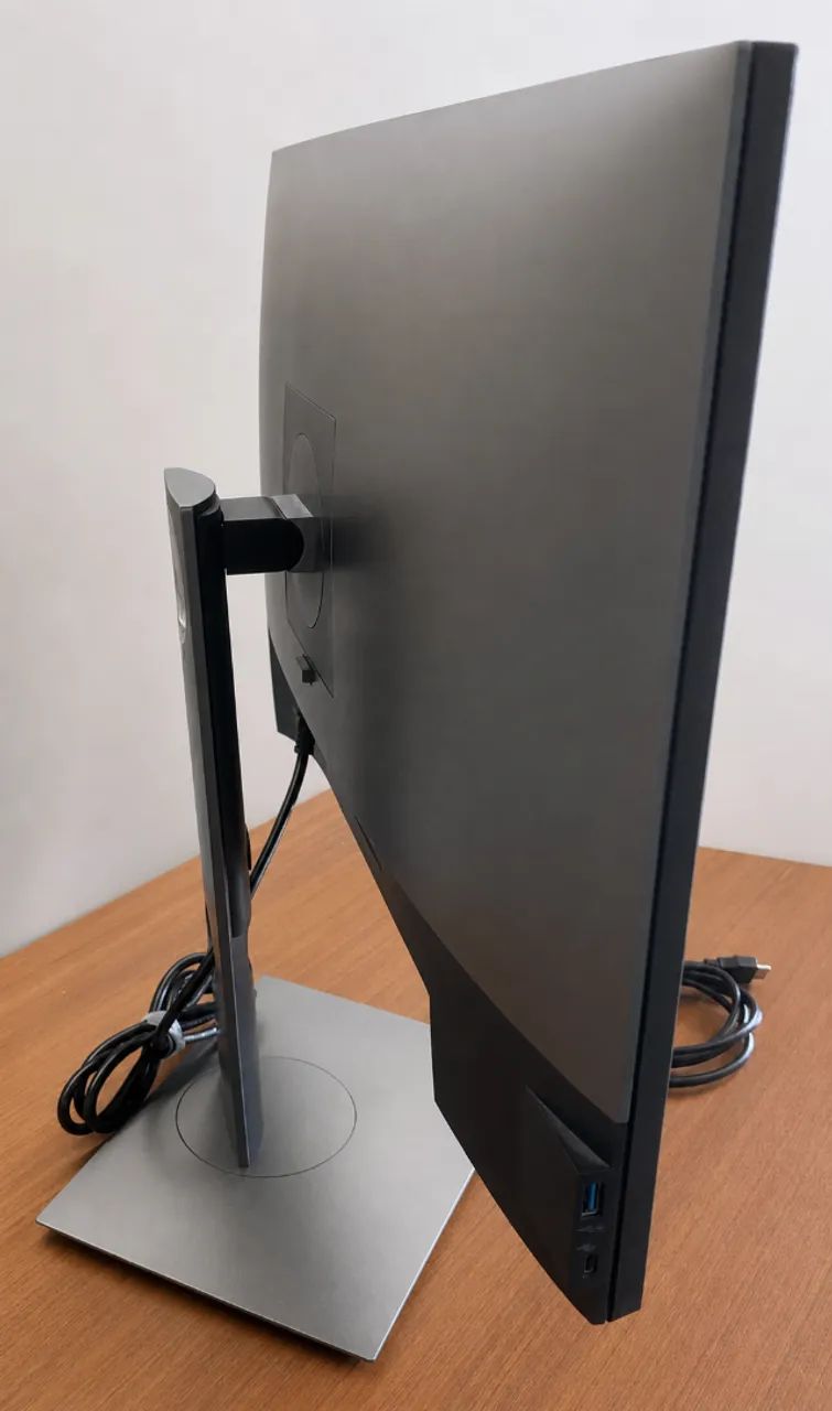 Monitor 4K Dell Ultrasharp 27 Pol - Foto 2