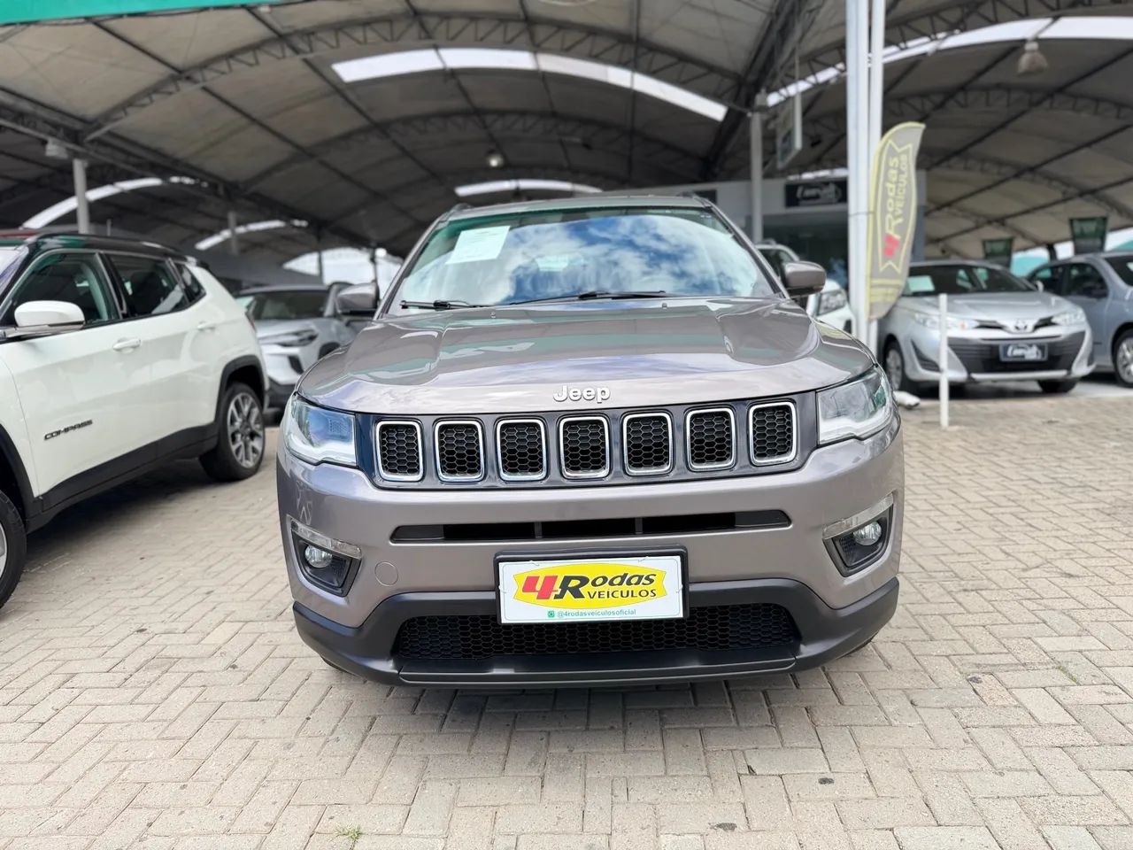 Jeep Compass Longitude 2.0 4X2 Flex 16V Aut. 2020 - Foto 2