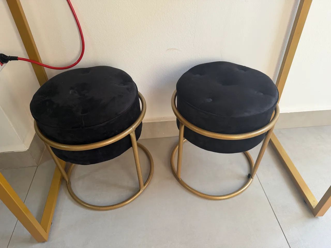 2 puff + poltrono ferro dourado - Foto 4
