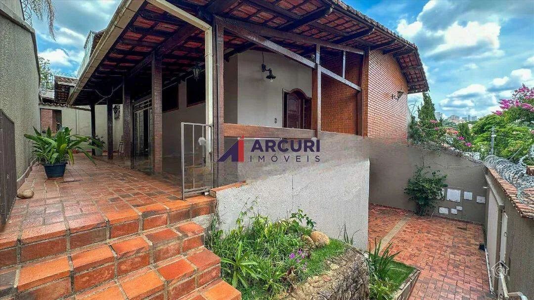Casa 4 quartos no Belvedere (BH) - Venda