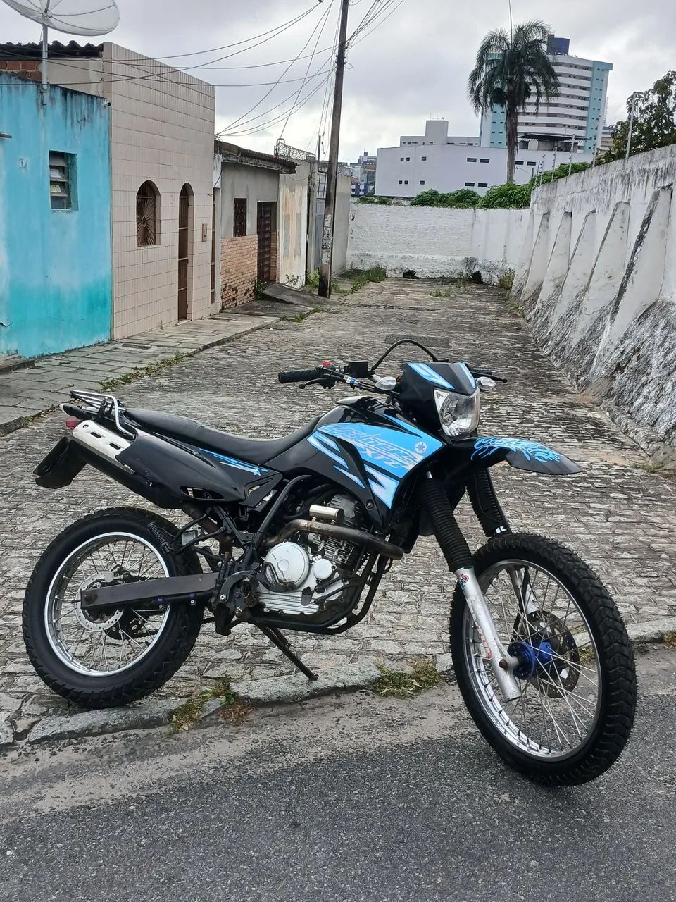 Lander 250  - Foto 2
