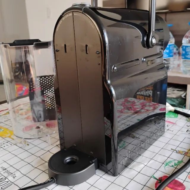 Cafeteira Nespresso Inissia D40. Preto. 110V. - Foto 4