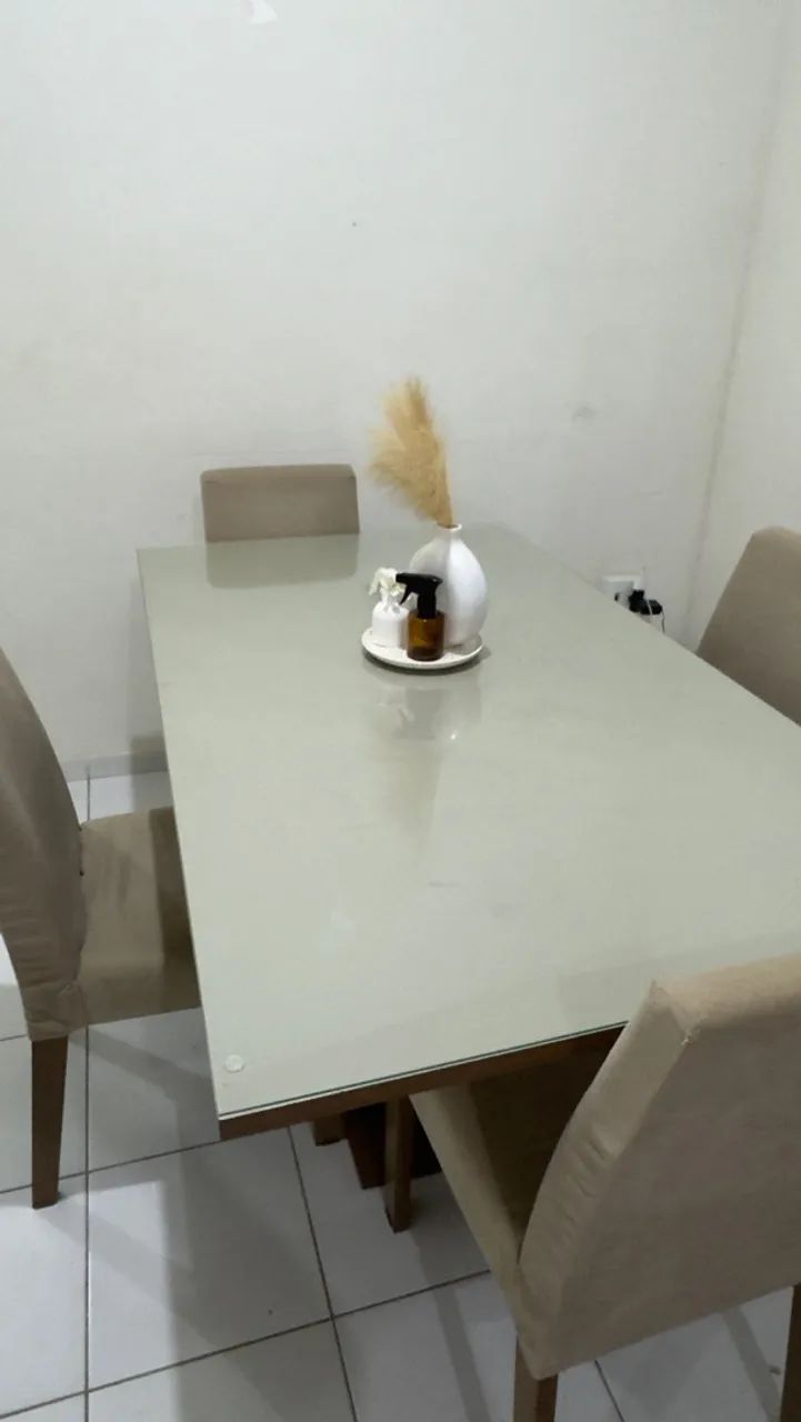 Mesa de jantar com 4 cadeiras - Seminova - Foto 4