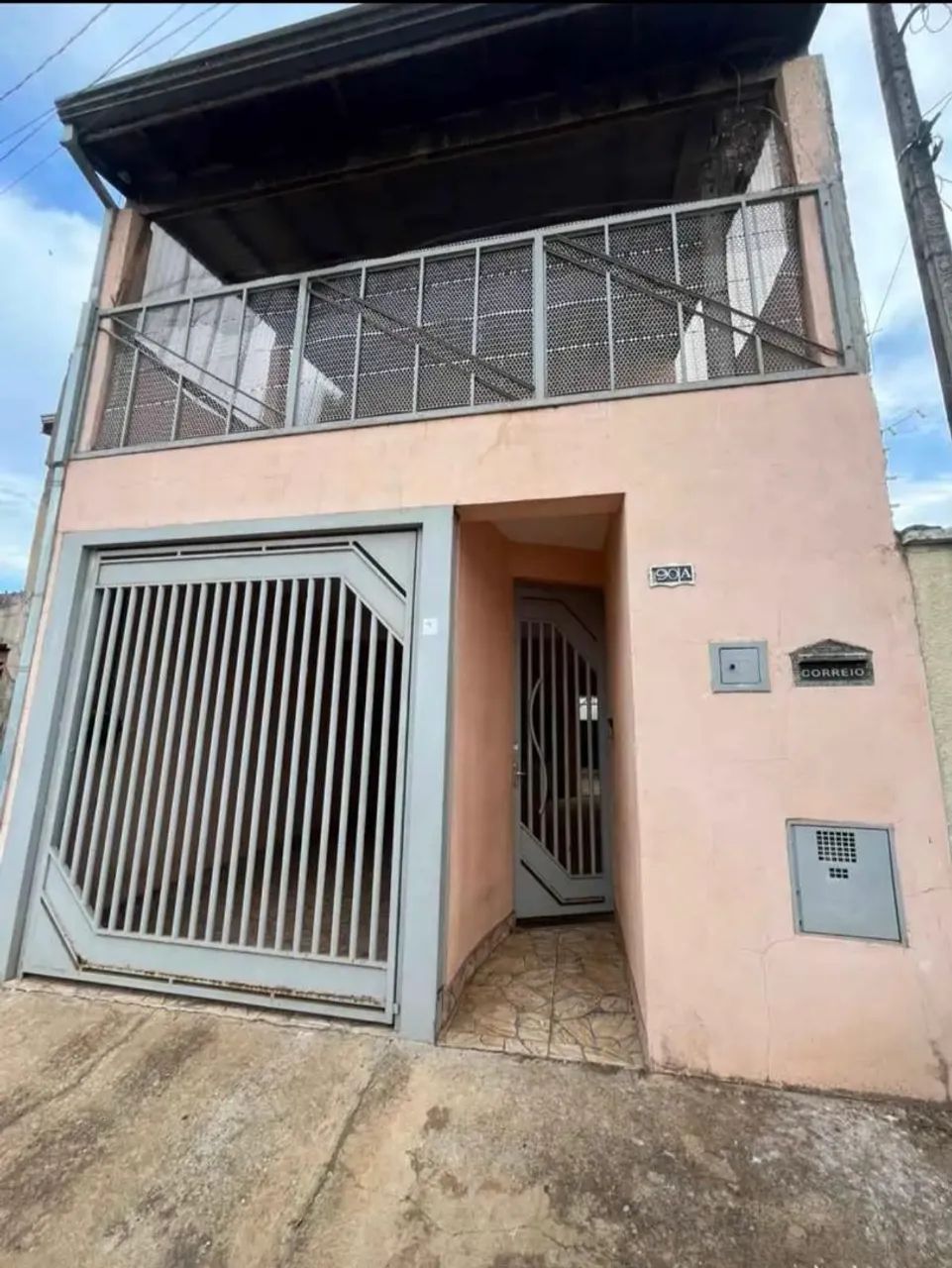 Casa com 3 dormitórios disponível para locação 