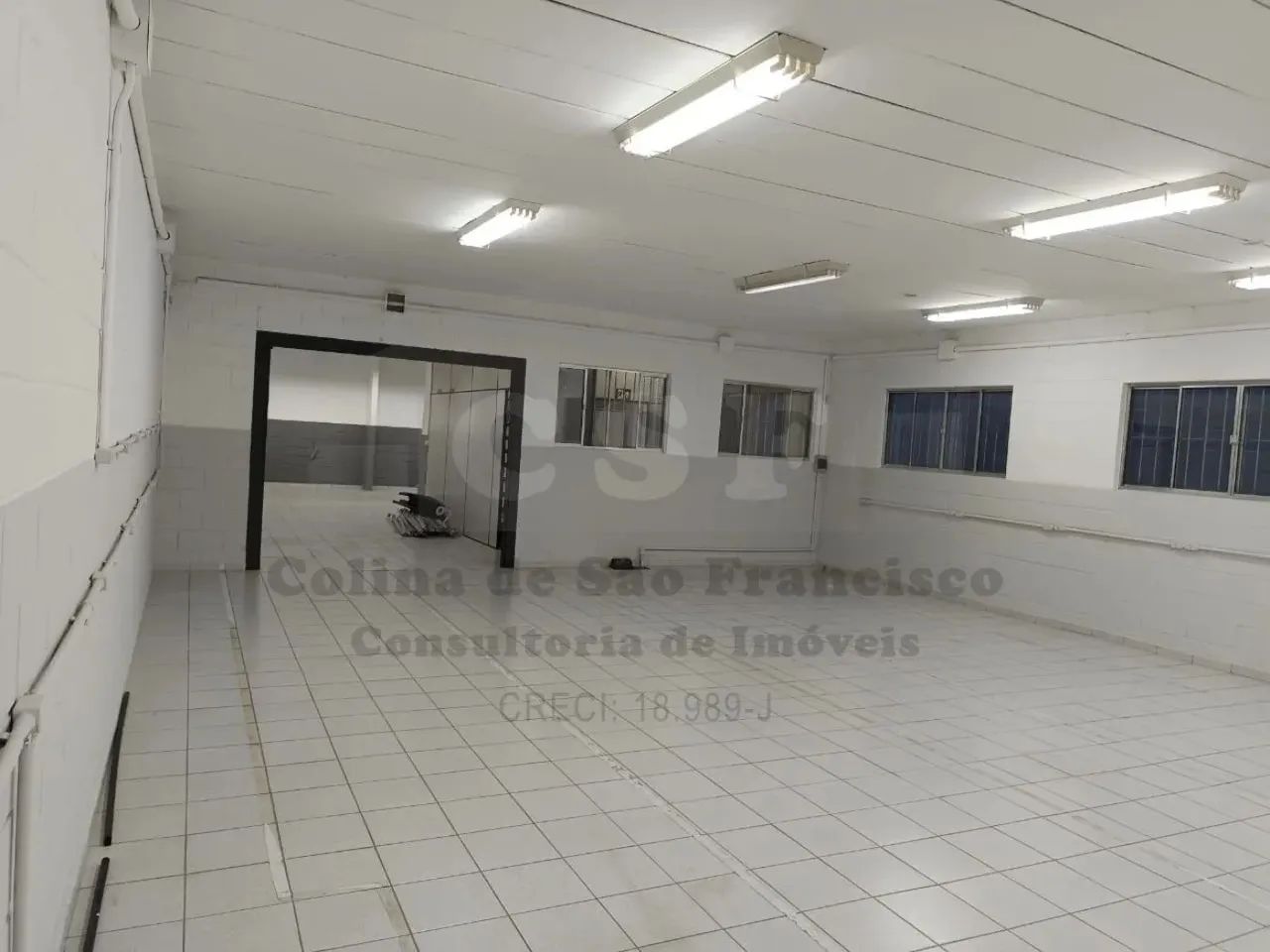 Galpão Comercial para Locação em São Paulo-SP, Bairro Rio Pequeno: 4 Salas, 4 Banheiros, 4 - Foto 8