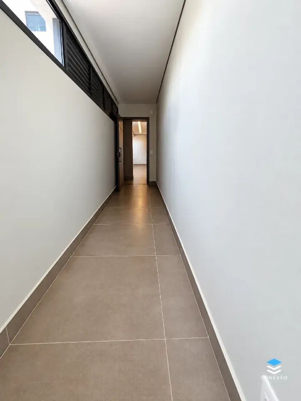 FLAT DE LUXO COM 1 QUARTO, SUÍTE E 1 VAGA  APROX. 51 m² - Foto 2