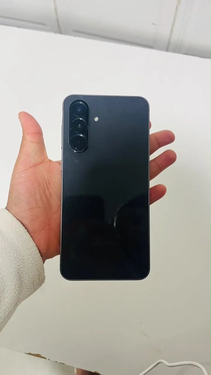 Samsung A56 