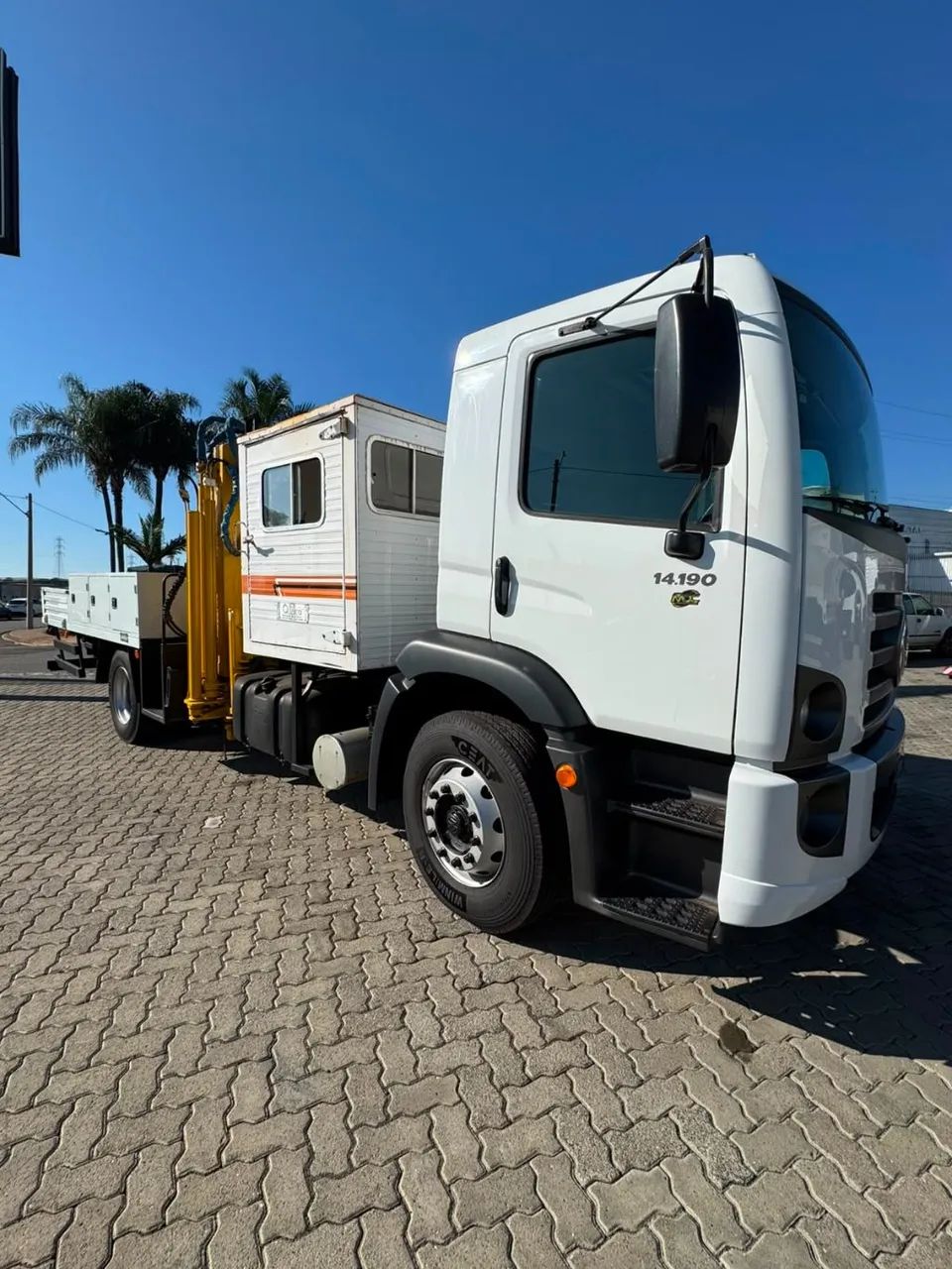 VW 14.190 4X2 2021 MUNCK 14 TONELADAS COM CABINE SUPLEMENTAR - Foto 4