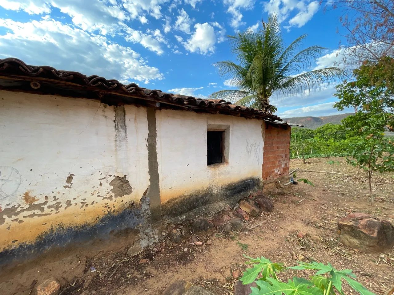 Casa a venda com lote - Foto 2