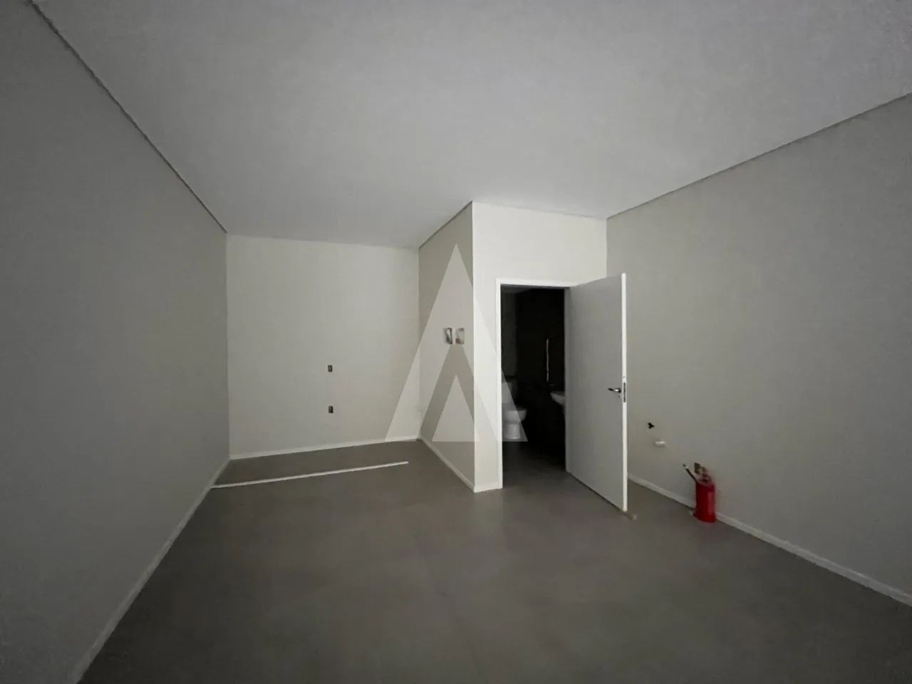 Loja comercial no bairro Costa e Silva, Joinville, com 37,37 m² - Foto 5