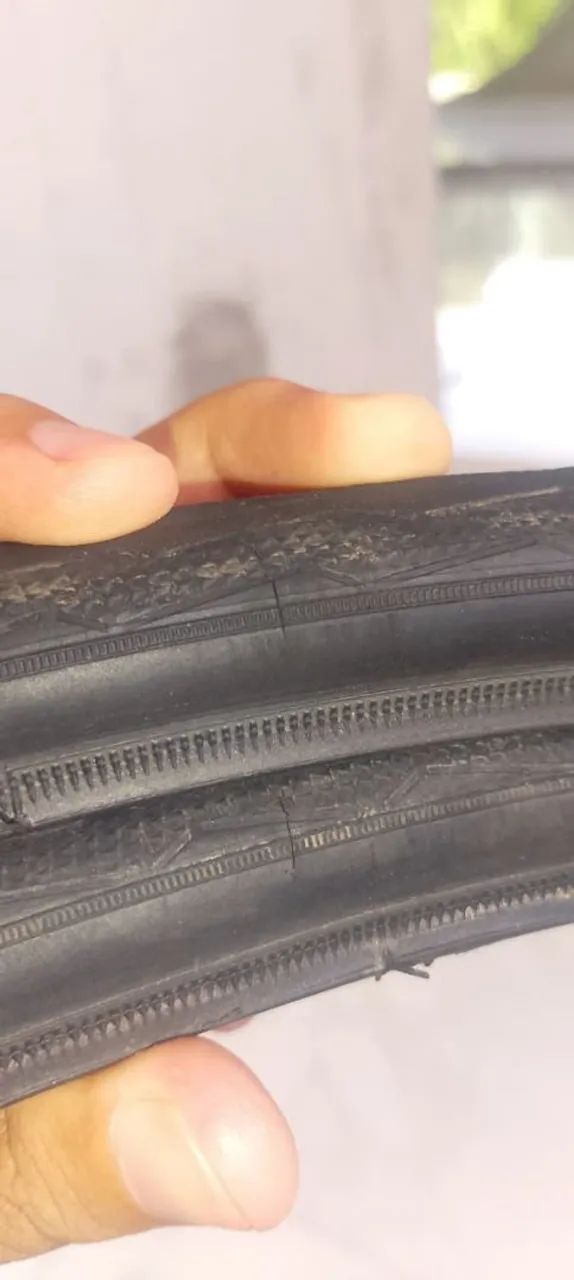 Pneus Pirelli 700x23C Tornado Alfa 2 und. - Foto 5