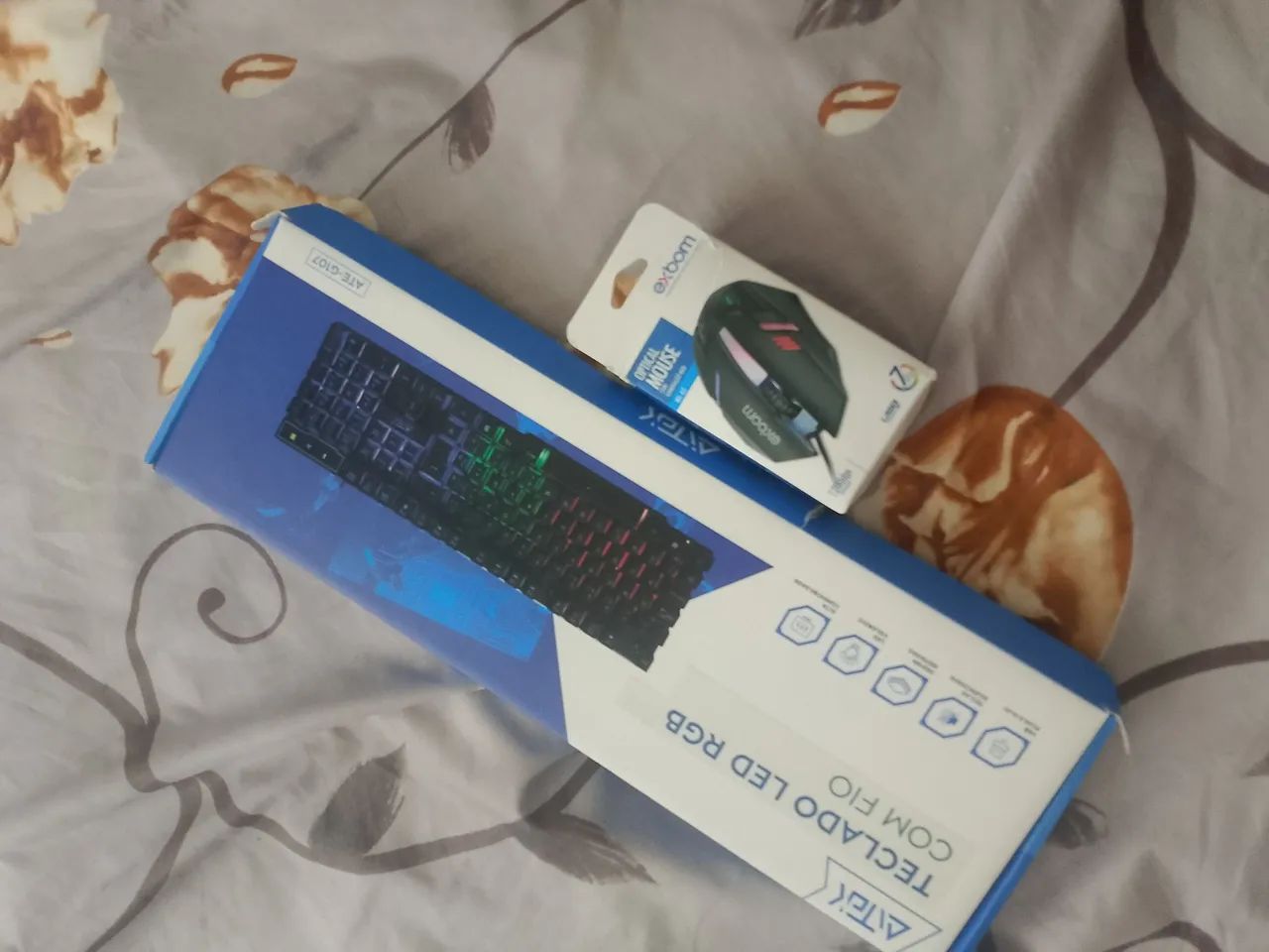 Teclado e mouse novos