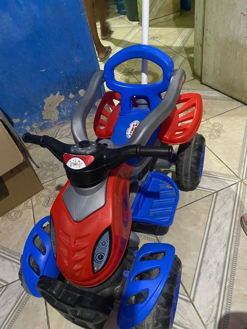 Quadriciclo infantil 