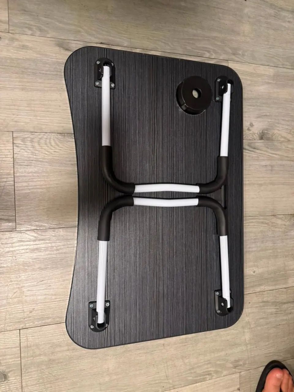 Mesa dobrável para notebook ou comida - Foto 3