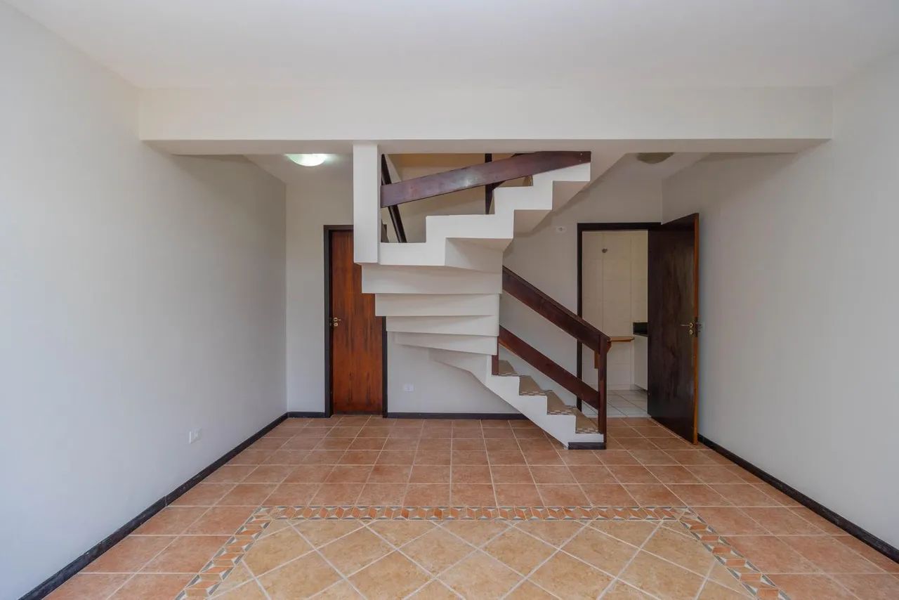 Sobrado de 3 quartos no bairro Guaíra - Foto 3