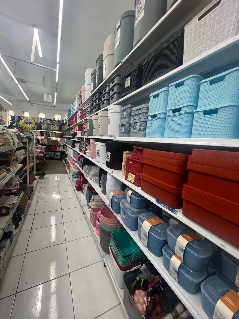 Gôndolas reforçadas para Loja - Lote - Foto 3