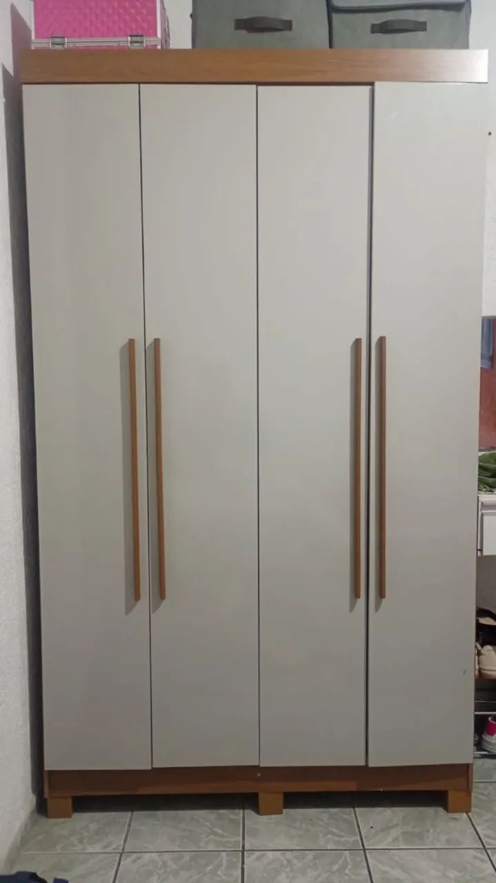 Guarda roupa solteiro 