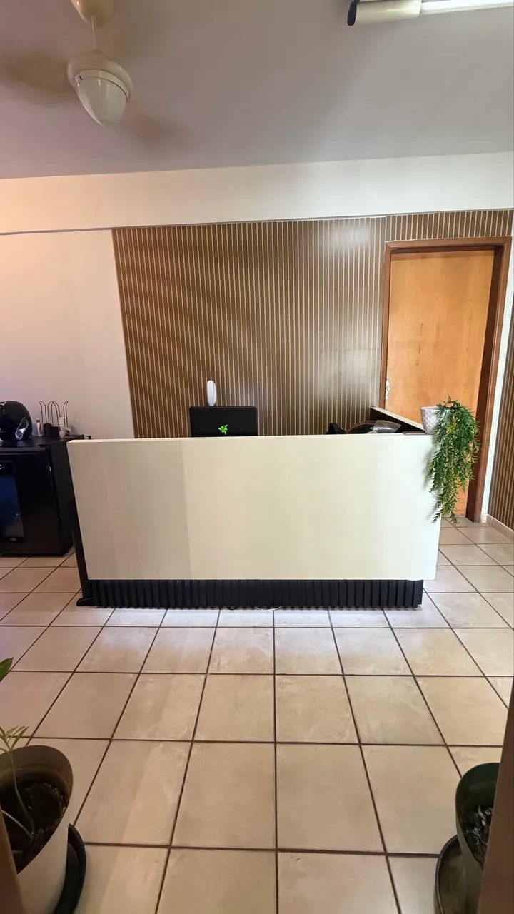 Balcão de atendimento/ caixa 
