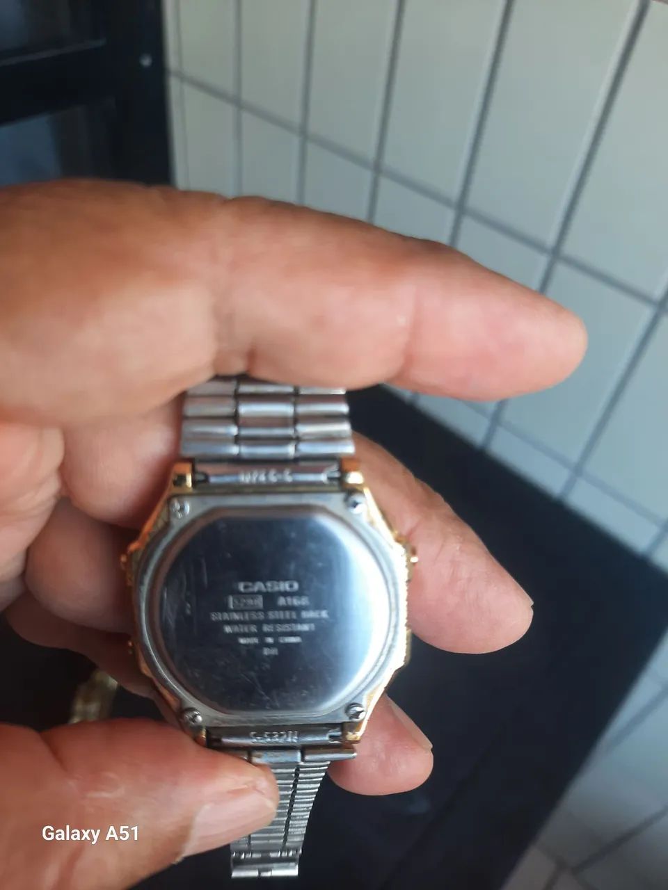 Relógio Casio unisex dourado illuminator - Foto 3
